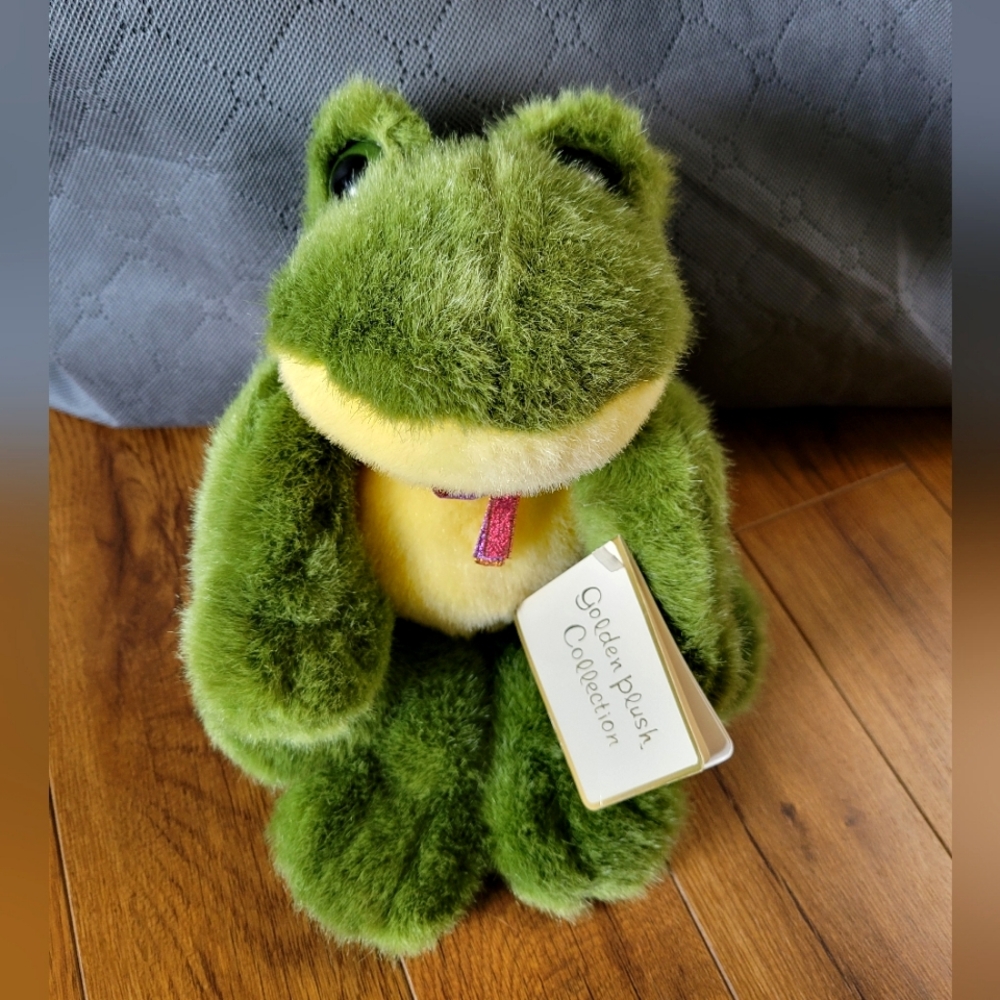 Vintage Golden Plush Collection Frog